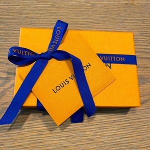 5.5X4X1 Authentic LOUIS VUITTON Box‼️